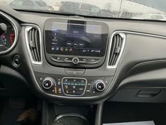 Used 2019 Chevrolet Malibu Premier FWD image 13