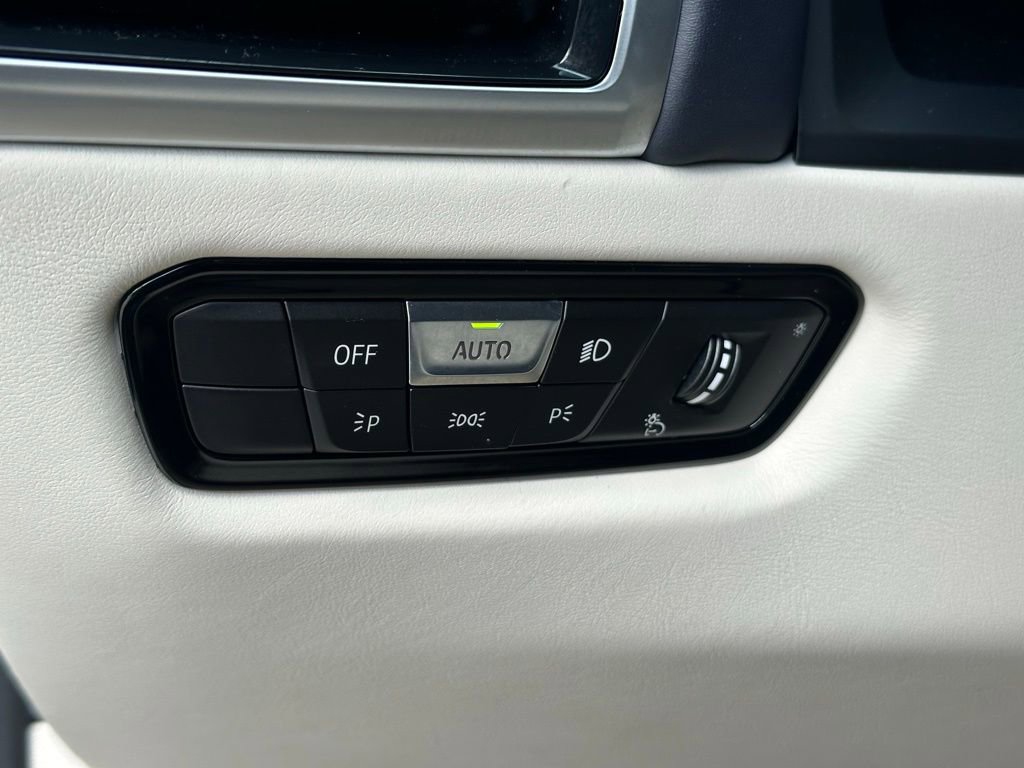 Used 2023 BMW M850i xDrive Coupe image 33