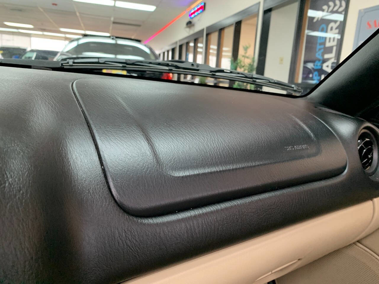 Used 2000 MAZDA MX-5 Miata image 17