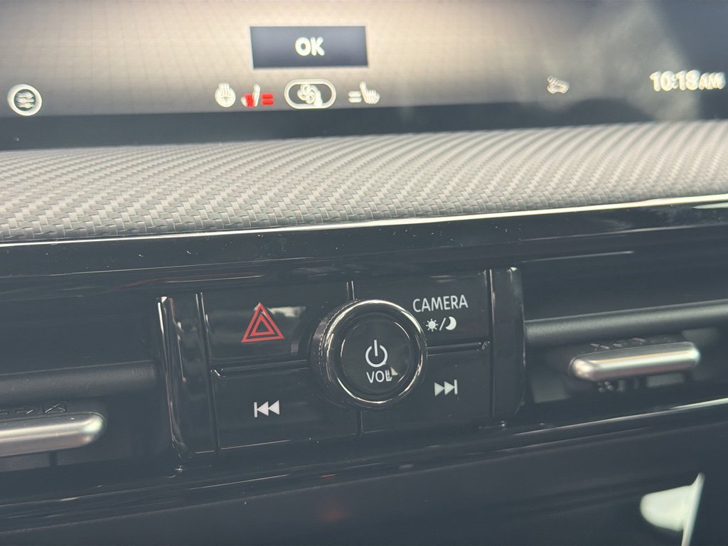 New 2026 Nissan Kicks SR w/ SR Premium Package image 26