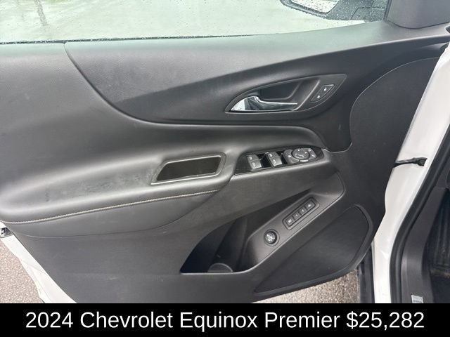 Used 2024 Chevrolet Equinox Premier AWD/4WD image 13
