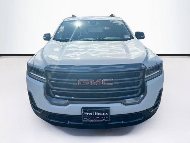 Used 2023 GMC Acadia AT4 AWD/4WD image 2