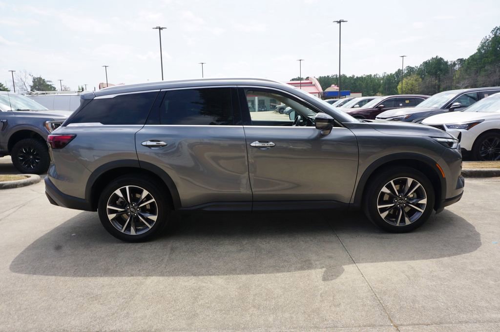 Used 2023 INFINITI QX60 Luxe w/ Performance Audio Package image 26