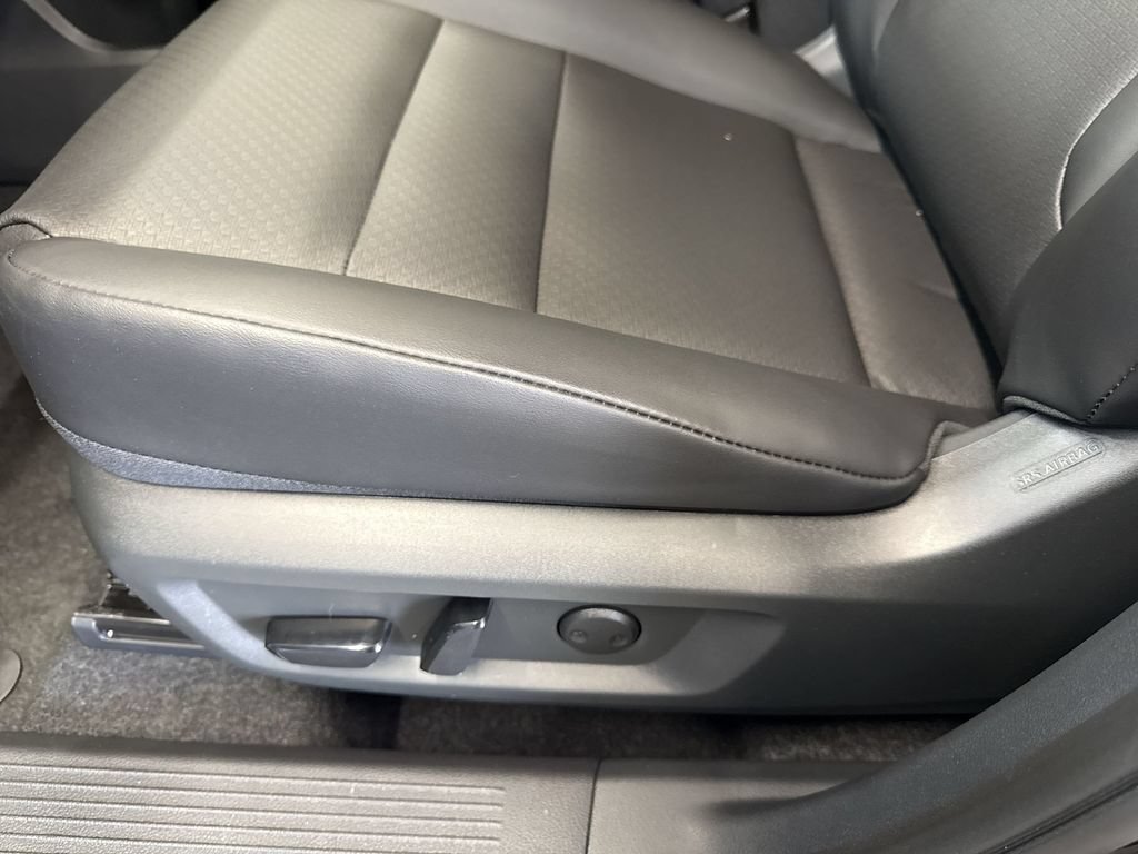 New 2026 Nissan Rogue Dark Armor AWD/4WD image 14