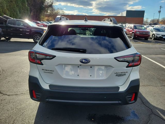 Used 2022 Subaru Outback Premium image 6