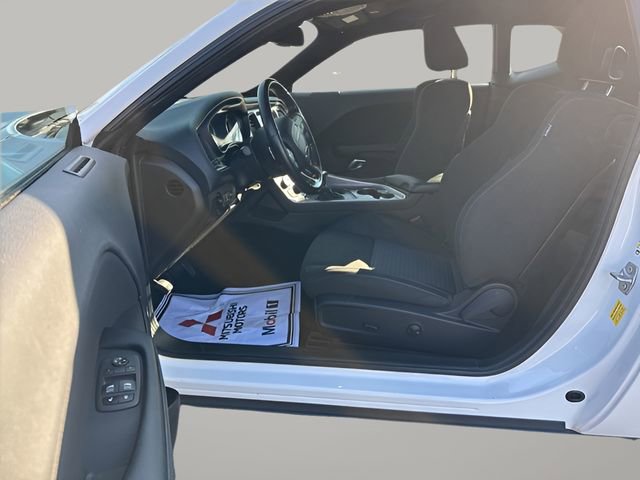 Used 2022 Dodge Challenger GT image 9