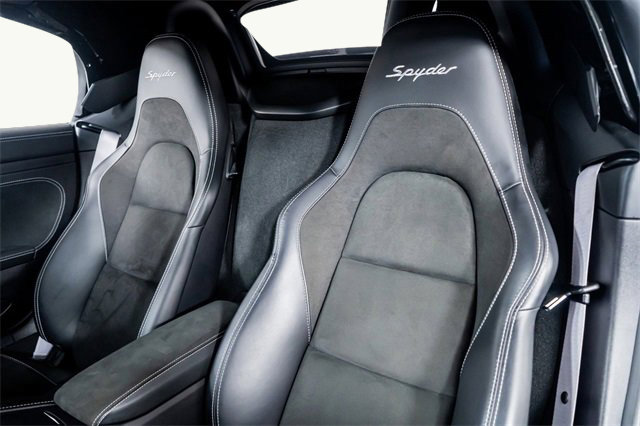 Used 2022 Porsche 718 Boxster Spyder image 3