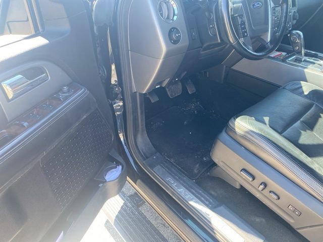 Used 2016 Ford Expedition Platinum image 14