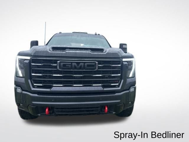 Used 2024 GMC Sierra 2500 AT4 w/ AT4 Preferred Package image 4