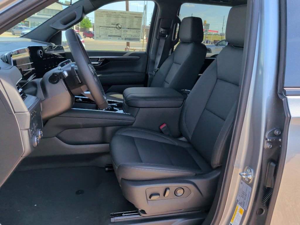New 2026 Chevrolet Tahoe Z71 w/ Comfort Package AWD/4WD image 12
