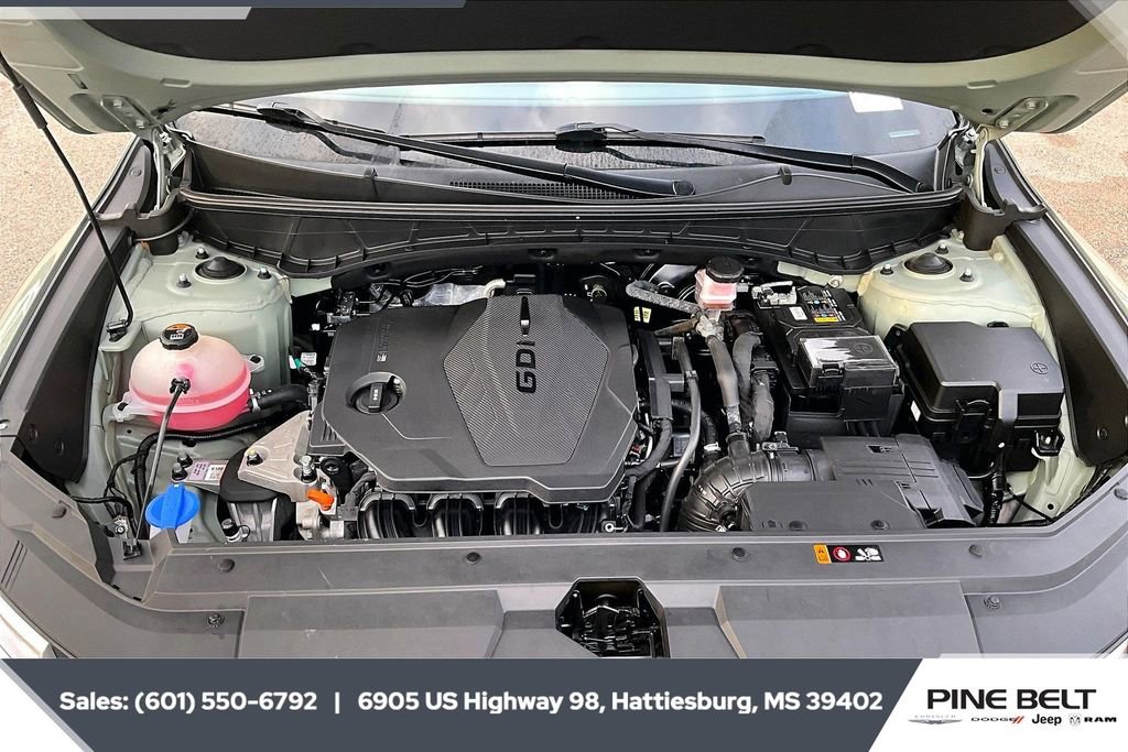 Used 2023 Hyundai Santa Cruz SEL w/ Activity Package image 8