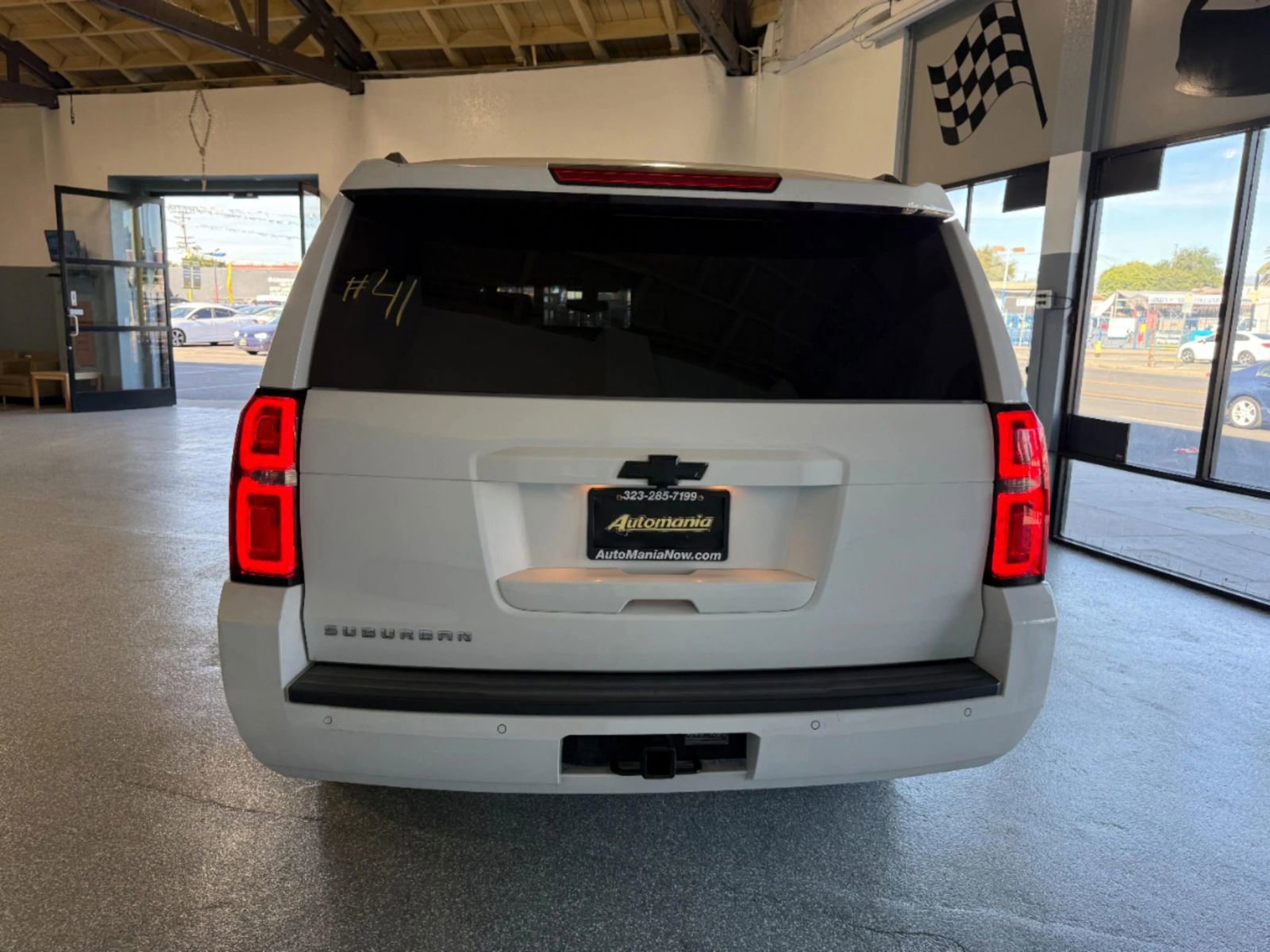 Used 2015 Chevrolet Suburban LS image 6