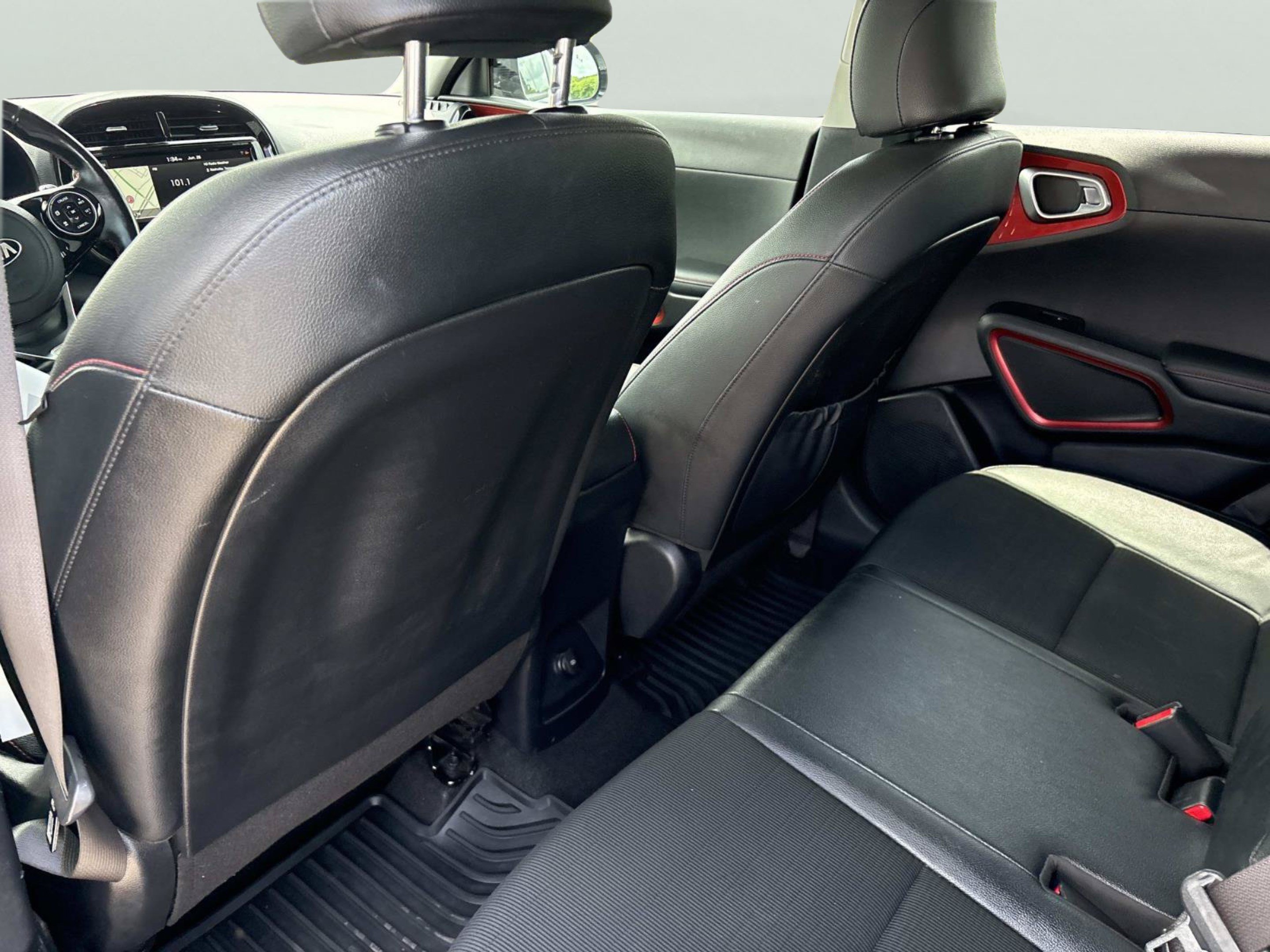 Used 2021 Kia Soul Turbo FWD image 15