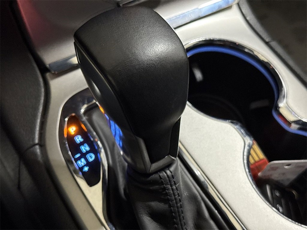 Used 2019 Jeep Grand Cherokee Laredo image 16