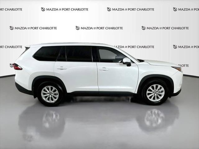 Used 2025 Toyota Grand Highlander AWD Hybrid image 5