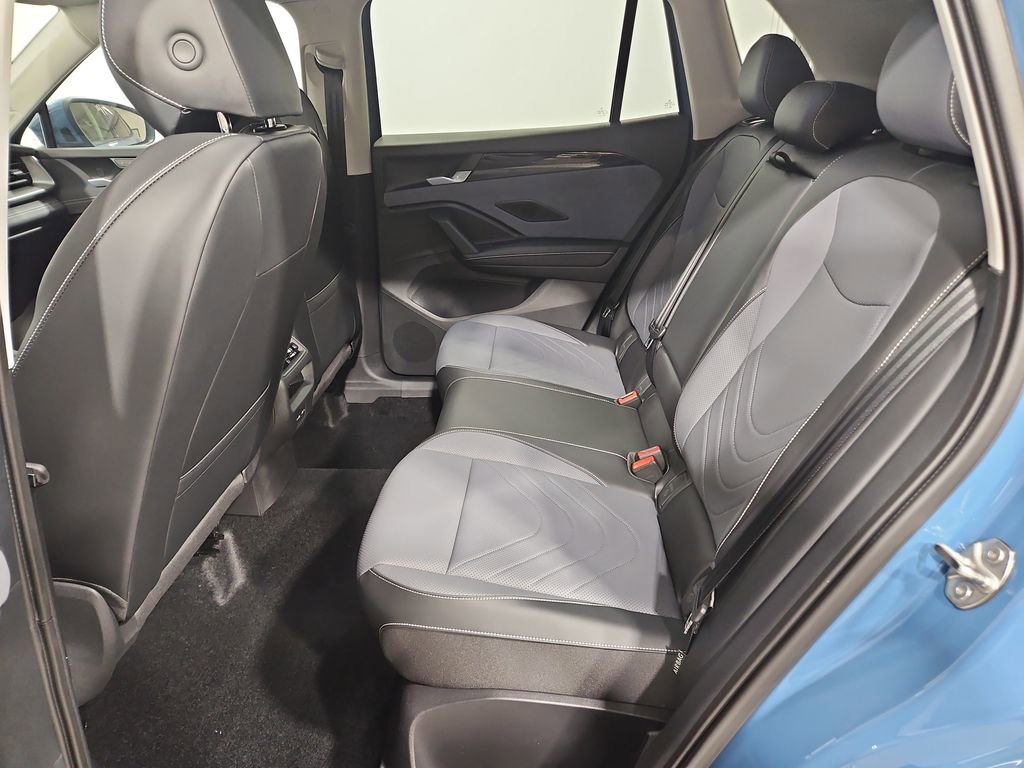 New 2026 Volkswagen Tiguan SE image 23