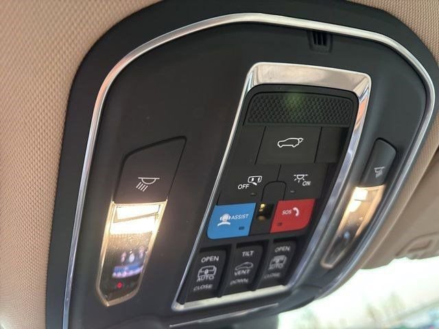 Used 2021 Jeep Grand Cherokee L Limited image 29