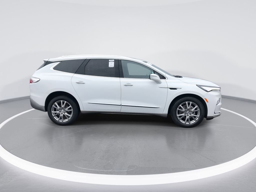 Used 2023 Buick Enclave Essence w/ Experience Buick Package image 9