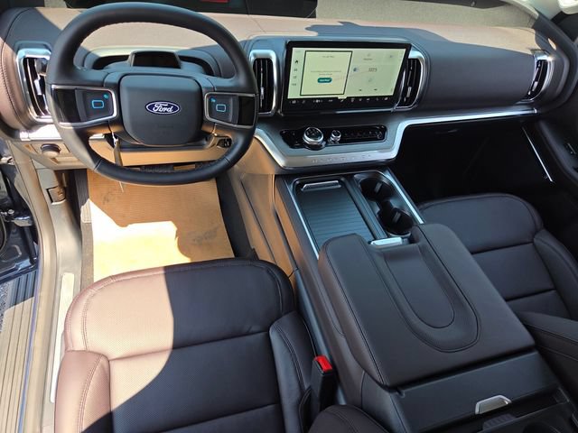 New 2027 Ford Expedition Platinum w/ Platinum Ultimate Package AWD/4WD image 17