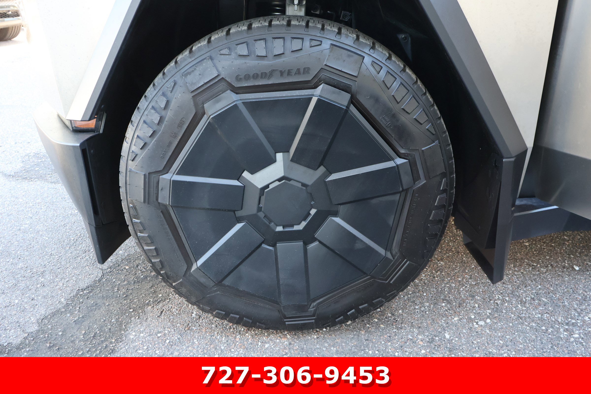 Used 2024 Tesla Cybertruck Cyberbeast image 13