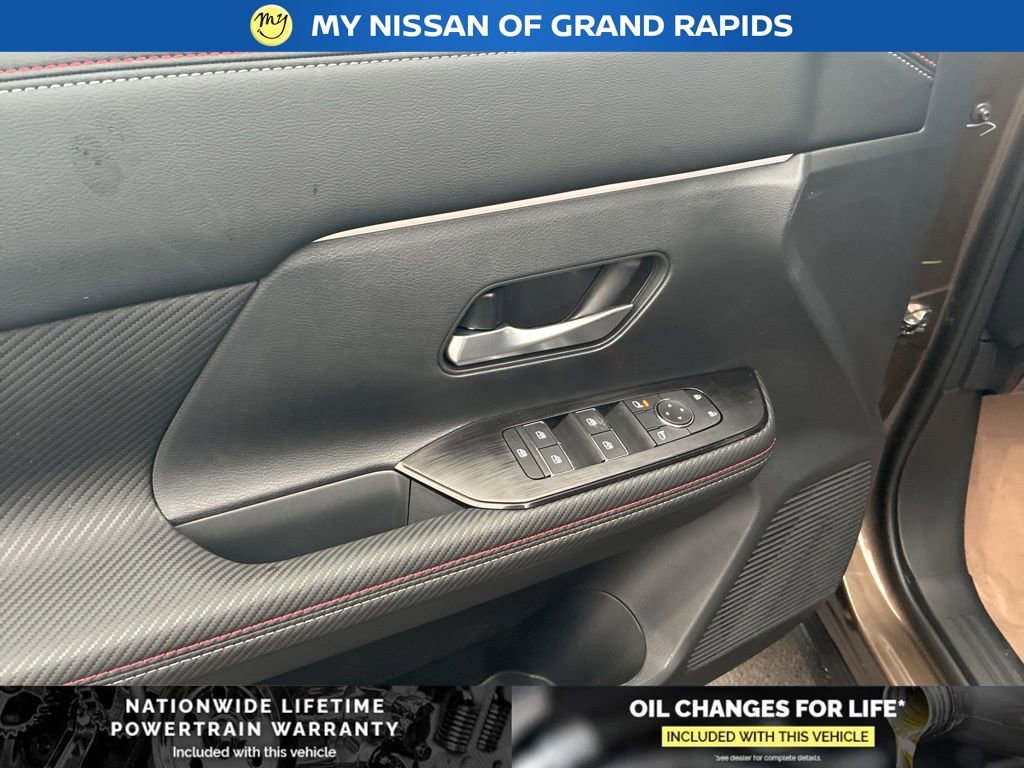 New 2026 Nissan Kicks SR w/ Cold Weather Package image 13