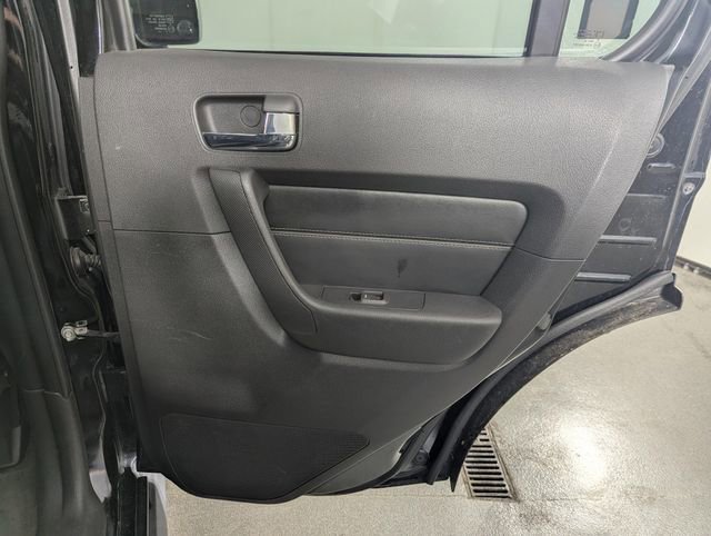 Used 2008 HUMMER H3 Luxury image 17