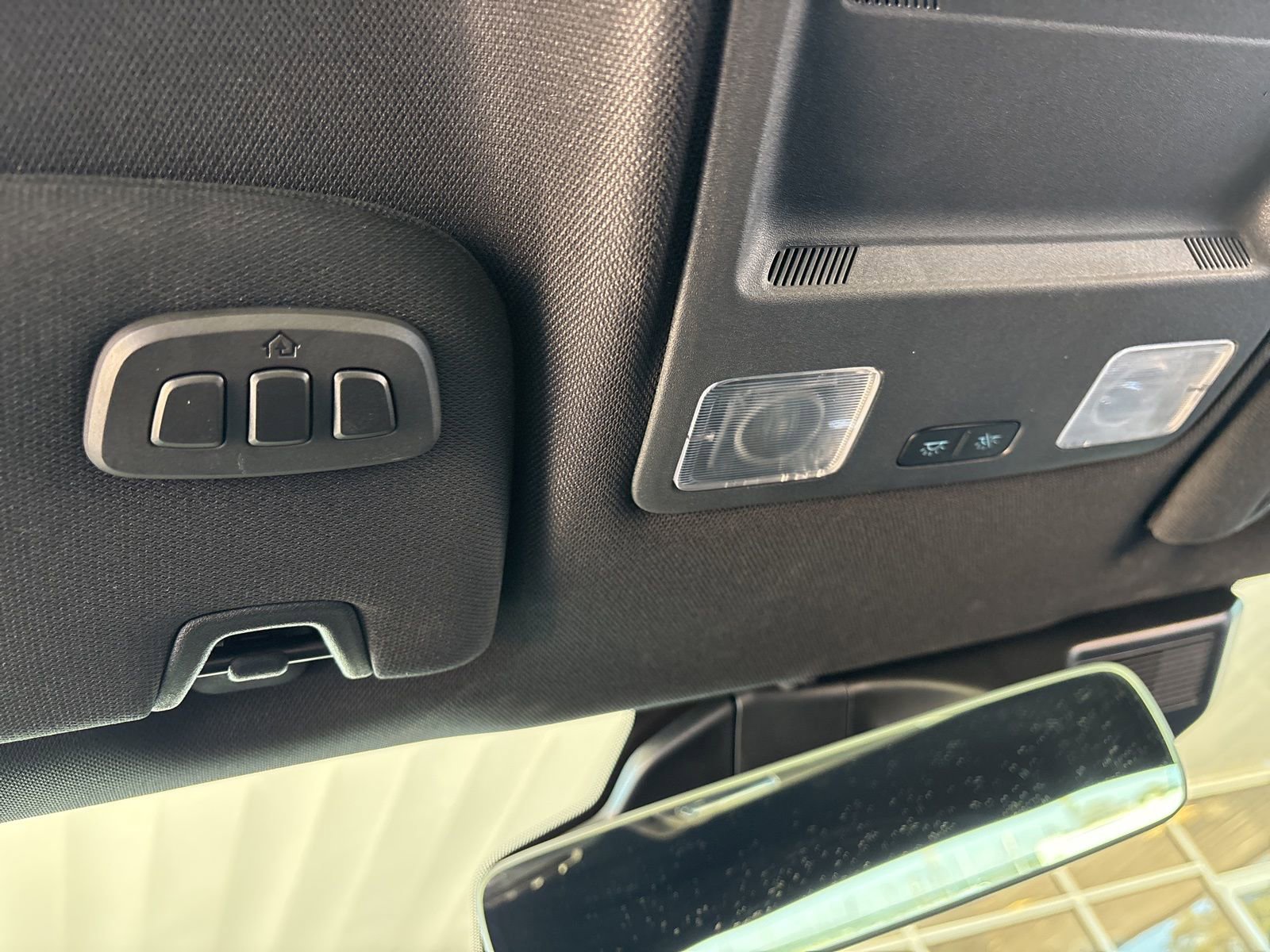 Used 2024 Ford Mustang GT Premium image 18