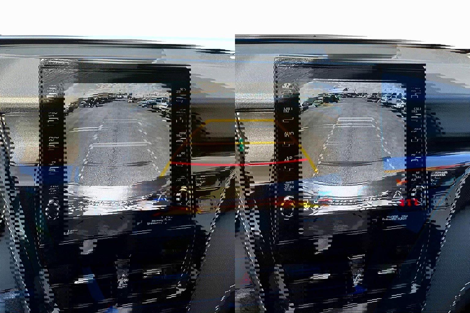 Used 2022 Toyota Camry XSE image 21