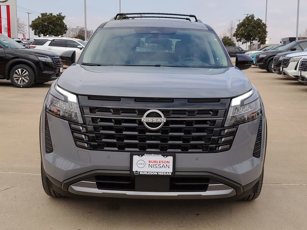 New 2026 Nissan Pathfinder Platinum FWD image 5