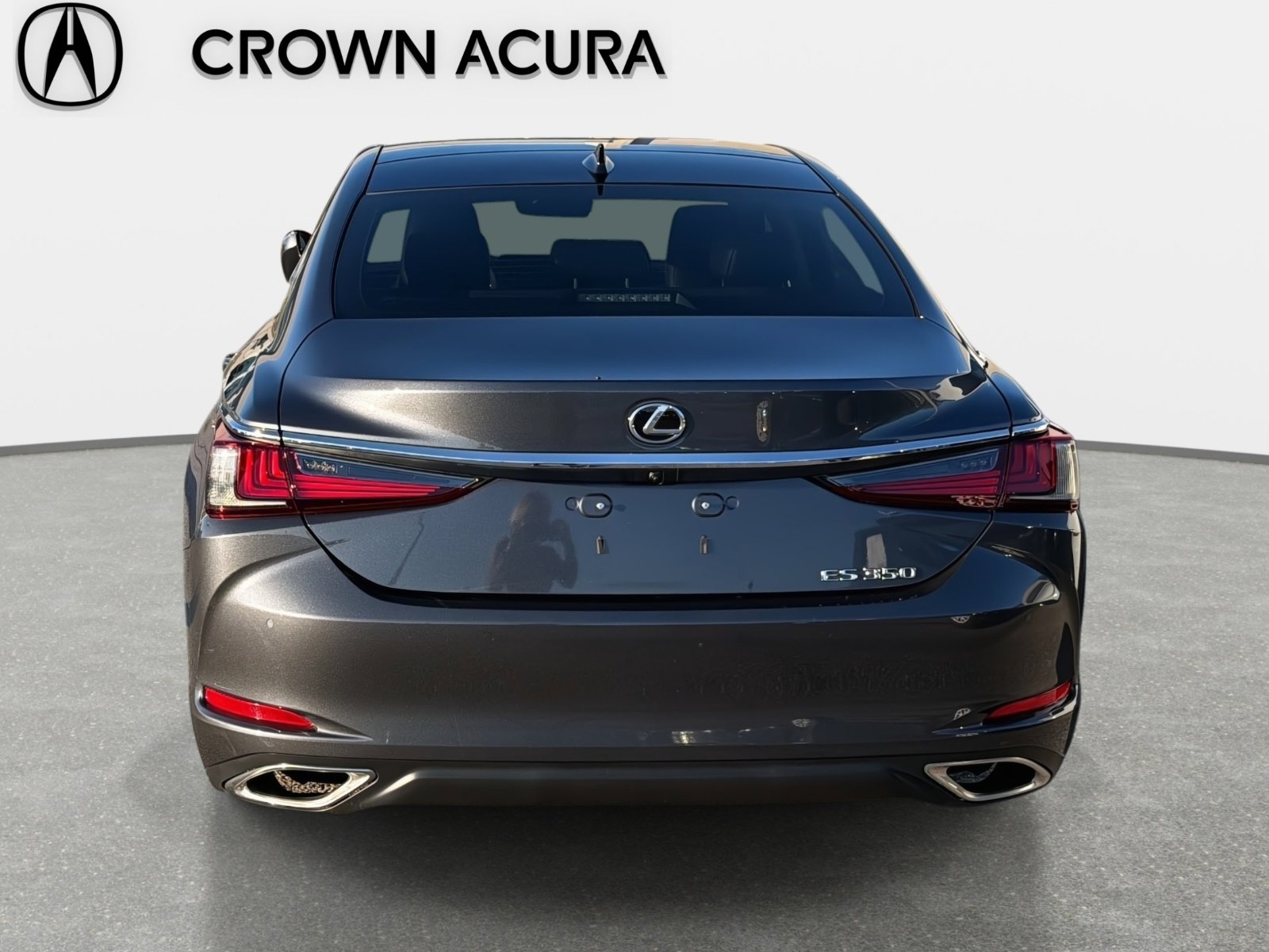 Used 2024 Lexus ES 350 w/ Technology Package image 37