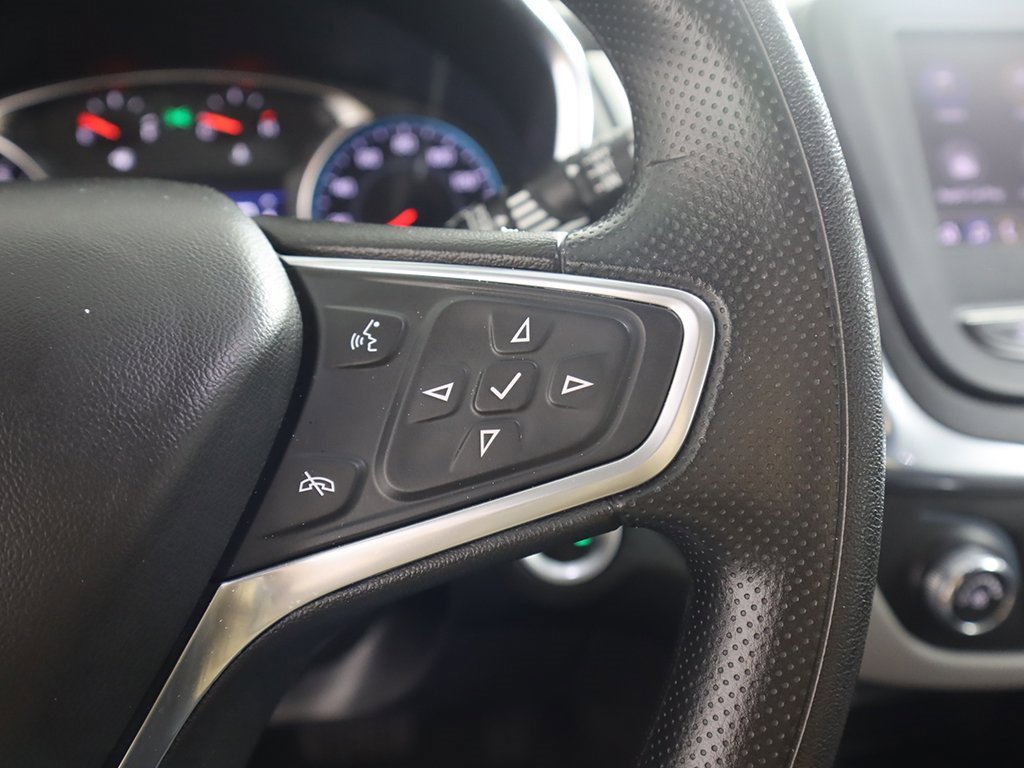 Used 2023 Chevrolet Equinox LT image 39