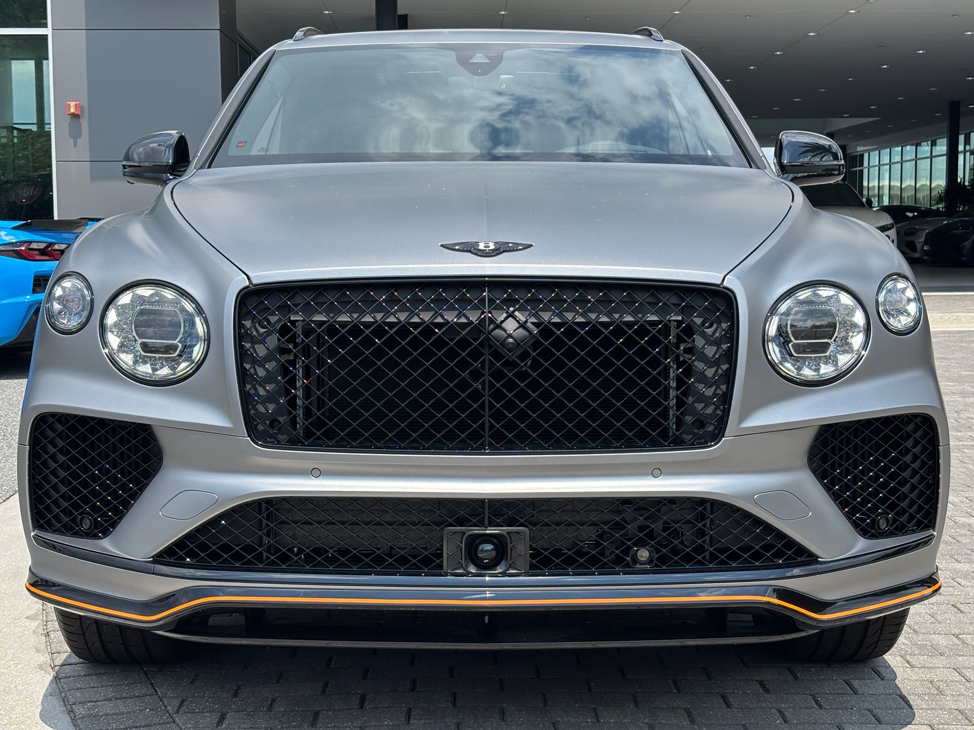 New 2025 Bentley Bentayga image 8