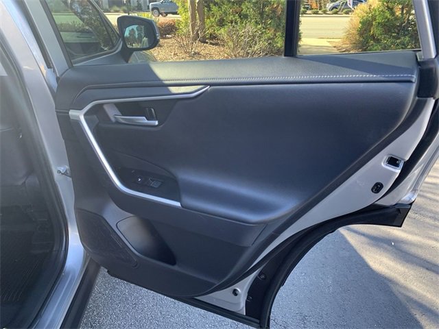 Used 2025 Toyota RAV4 Limited image 11