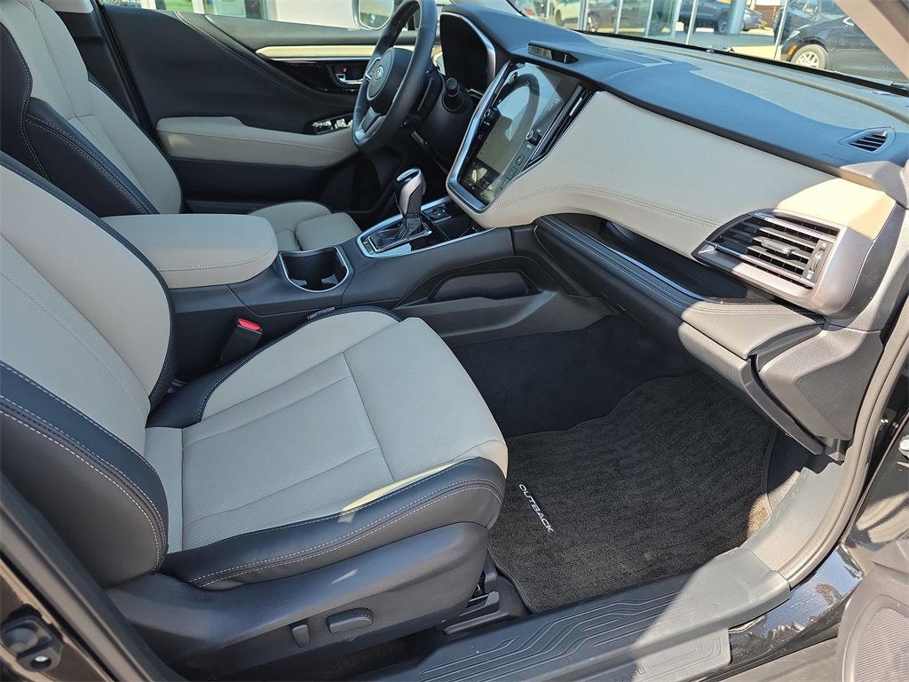 Certified 2025 Subaru Outback Limited image 38
