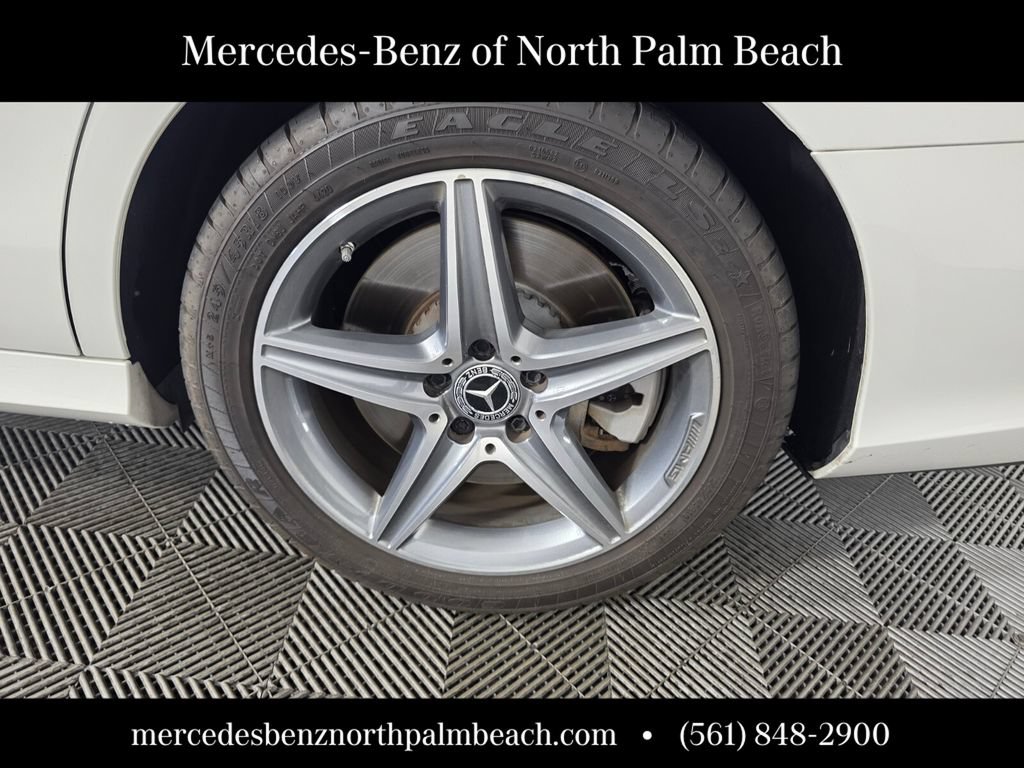 Used 2018 Mercedes-Benz E 400 4MATIC Sedan image 17