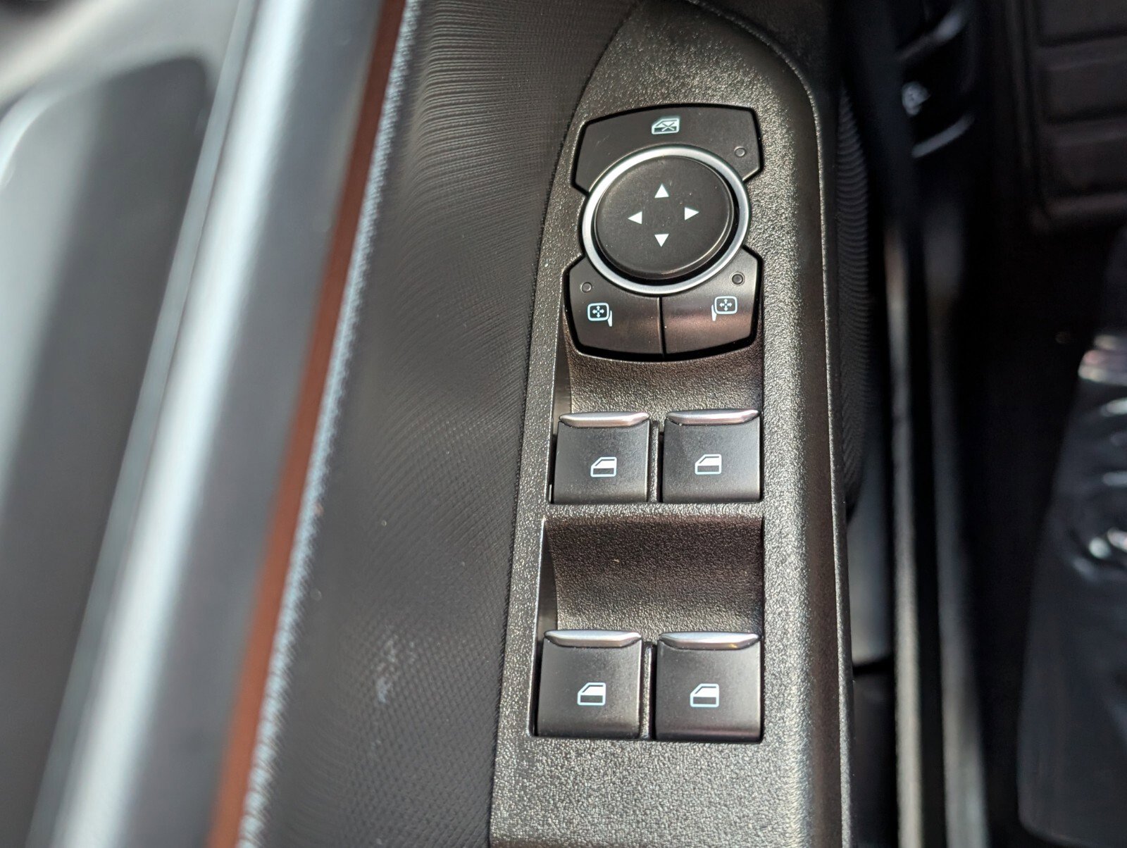 Used 2021 Ford Bronco Sport Outer Banks w/ Outer Banks Package AWD/4WD image 34