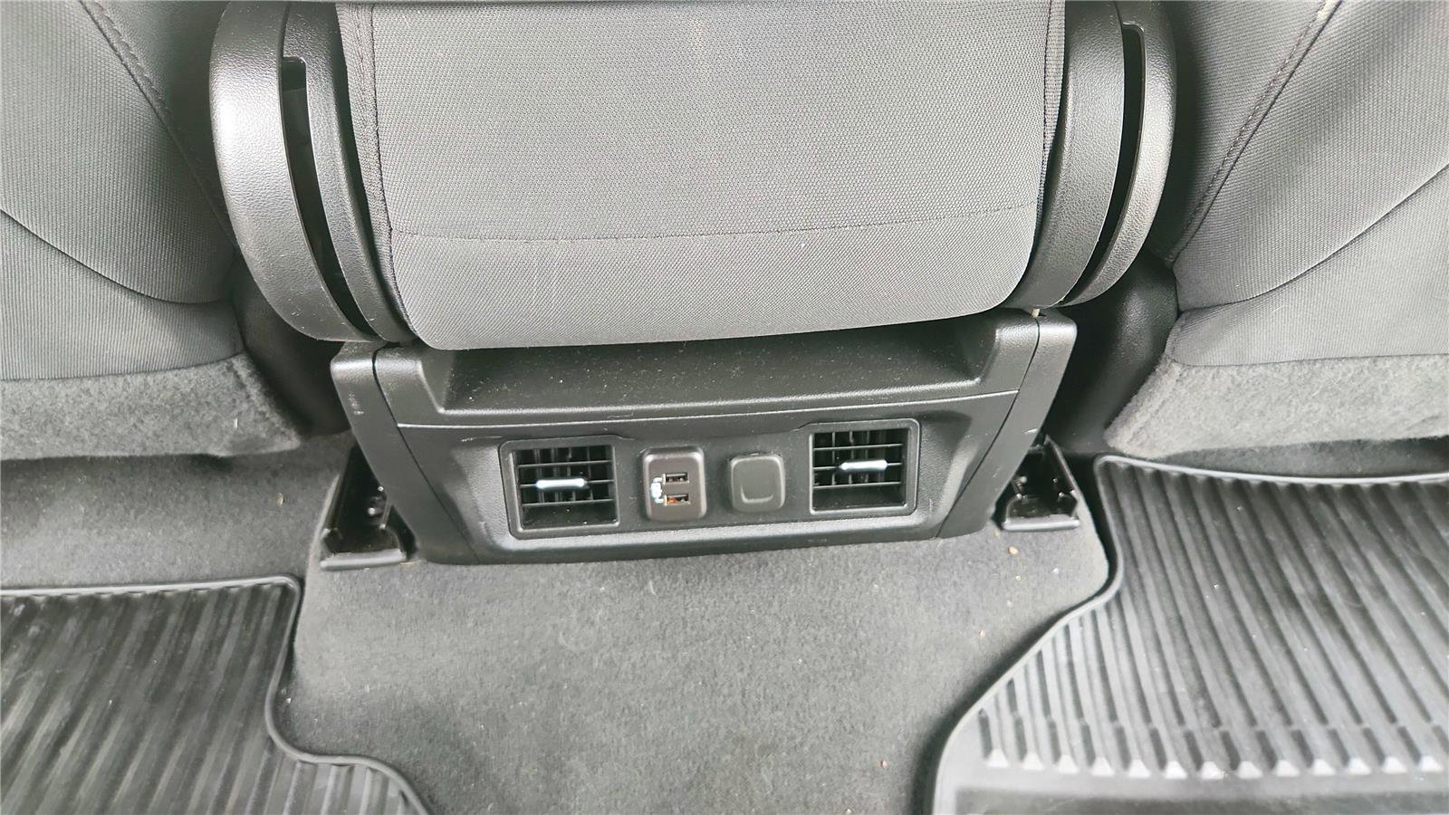 Used 2023 GMC Sierra 2500 SLE w/ SLE Convenience Package image 18