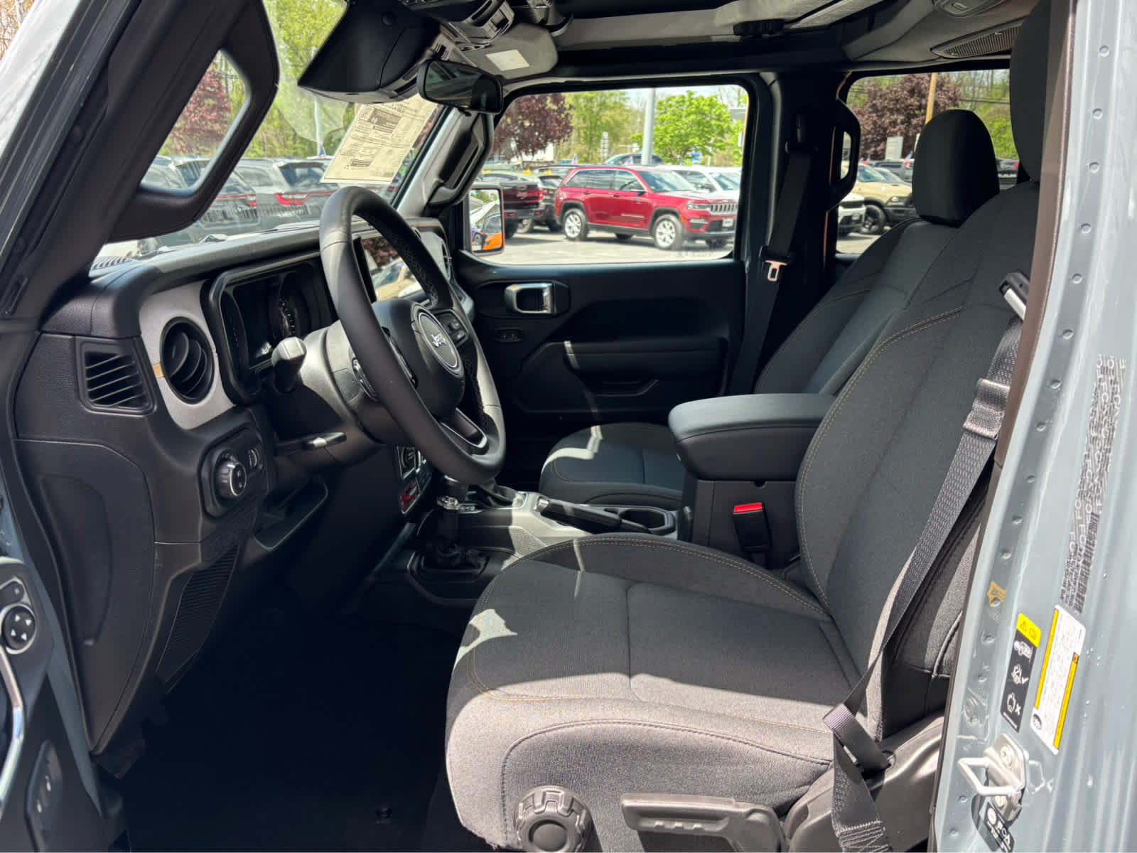 New 2026 Jeep Gladiator Sport AWD/4WD image 7