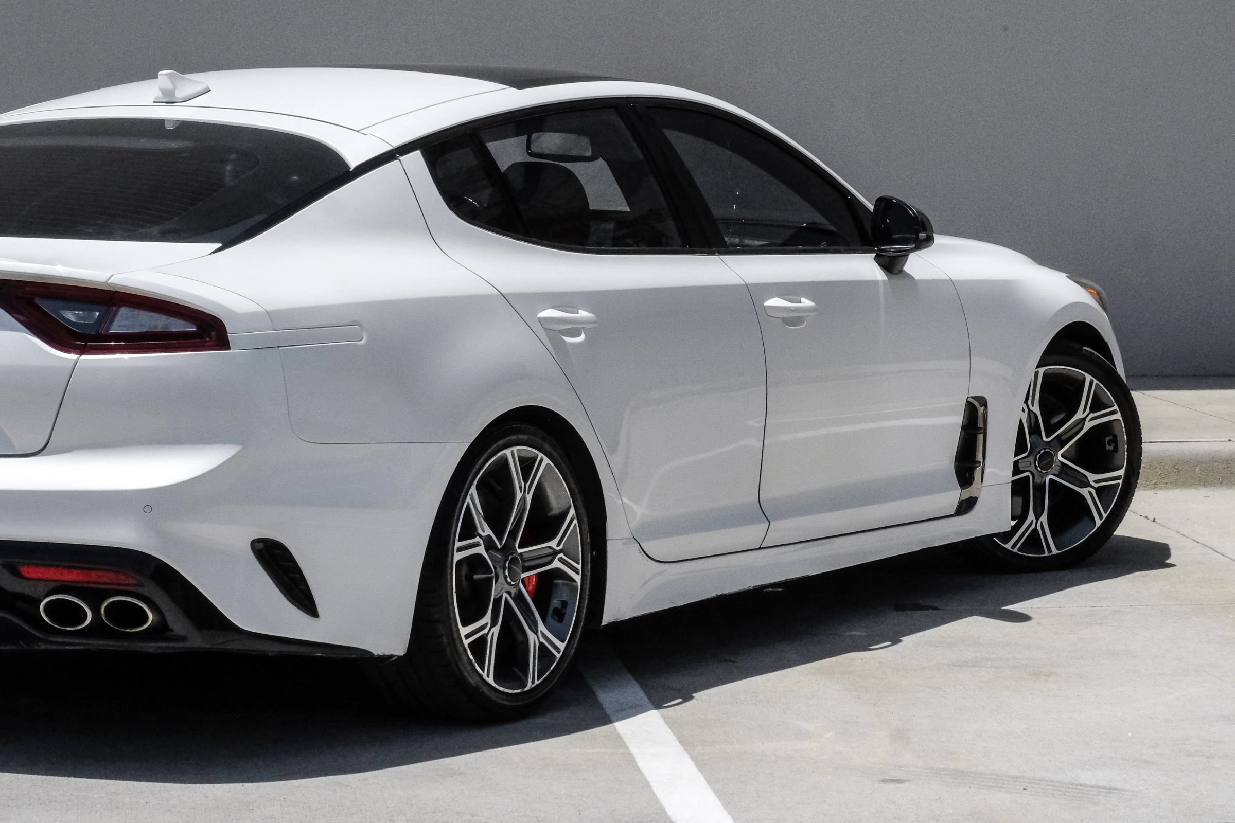 Used 2020 Kia Stinger GT2 AWD/4WD image 6