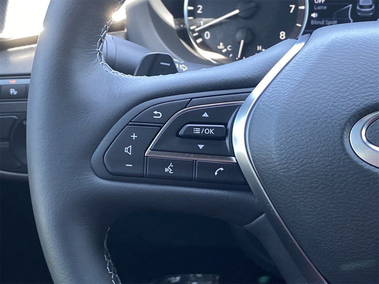 New 2025 INFINITI QX50 Sport image 13