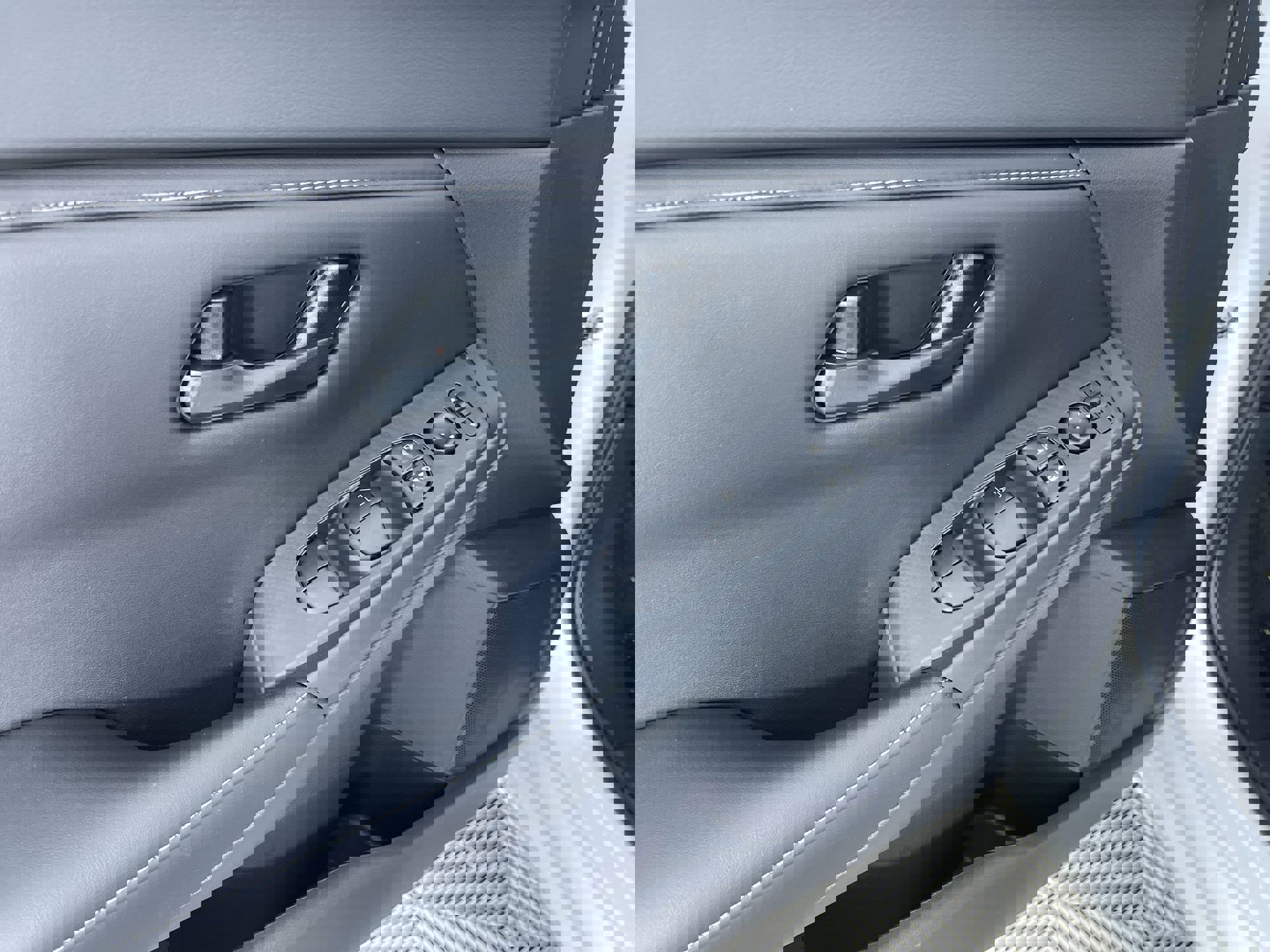 New 2025 Nissan Sentra S image 14