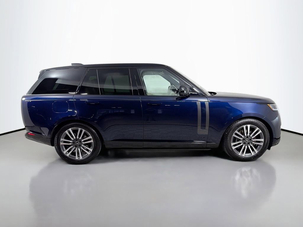 Certified 2023 Land Rover Range Rover SE AWD/4WD image 4