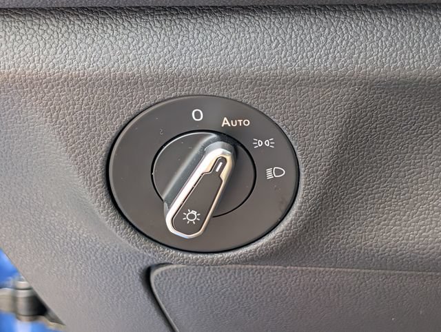 Used 2024 Volkswagen Jetta SE FWD image 21