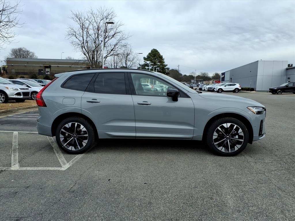New 2026 Volvo XC60 B5 Plus w/ Protection Package Premier AWD/4WD video 2