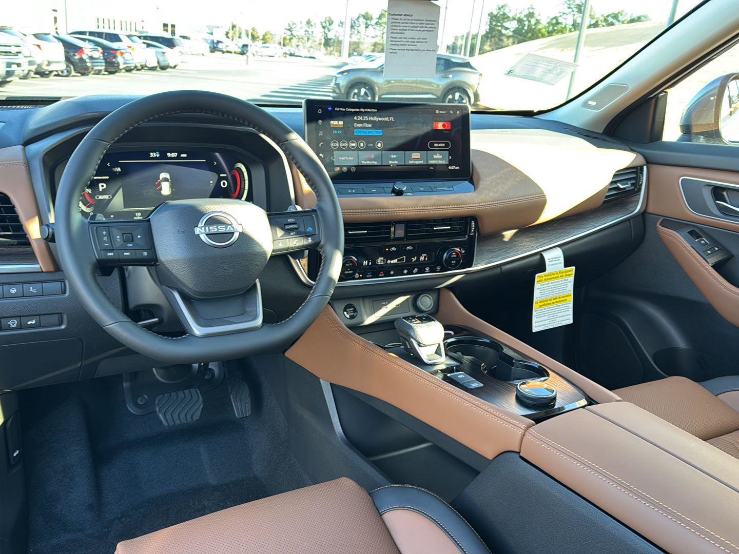 New 2026 Nissan Rogue Platinum w/ Platinum Premium Package image 16