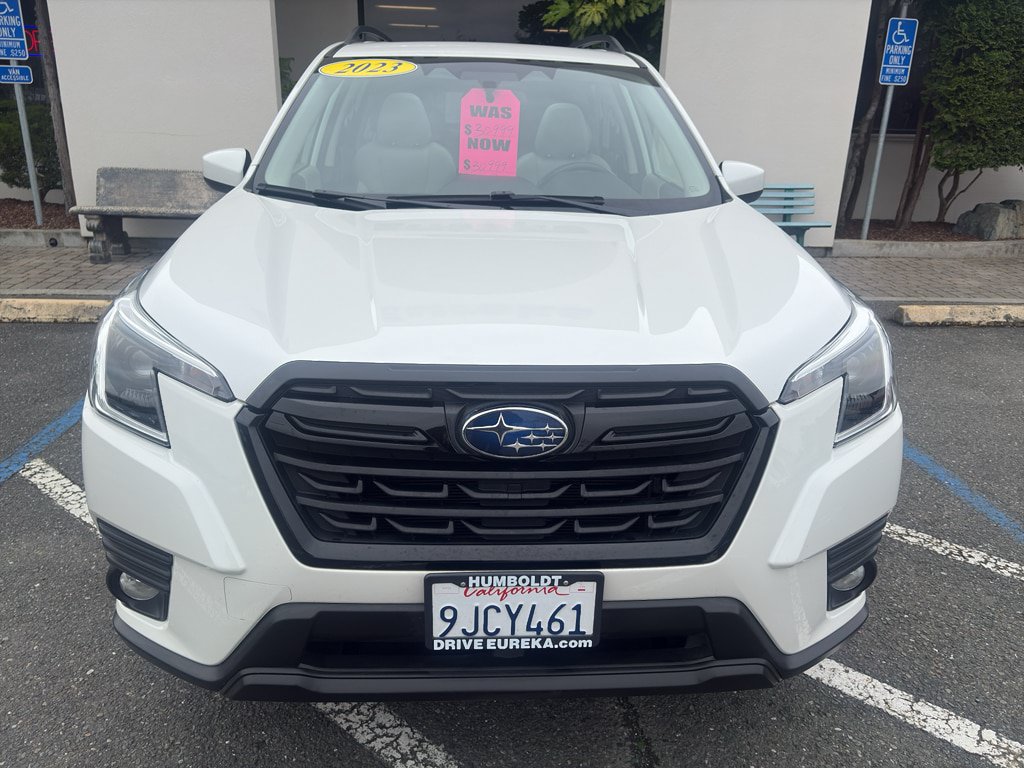 Used 2023 Subaru Forester Premium AWD/4WD image 22