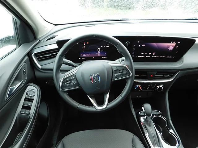 Used 2025 Buick Encore GX Preferred image 9