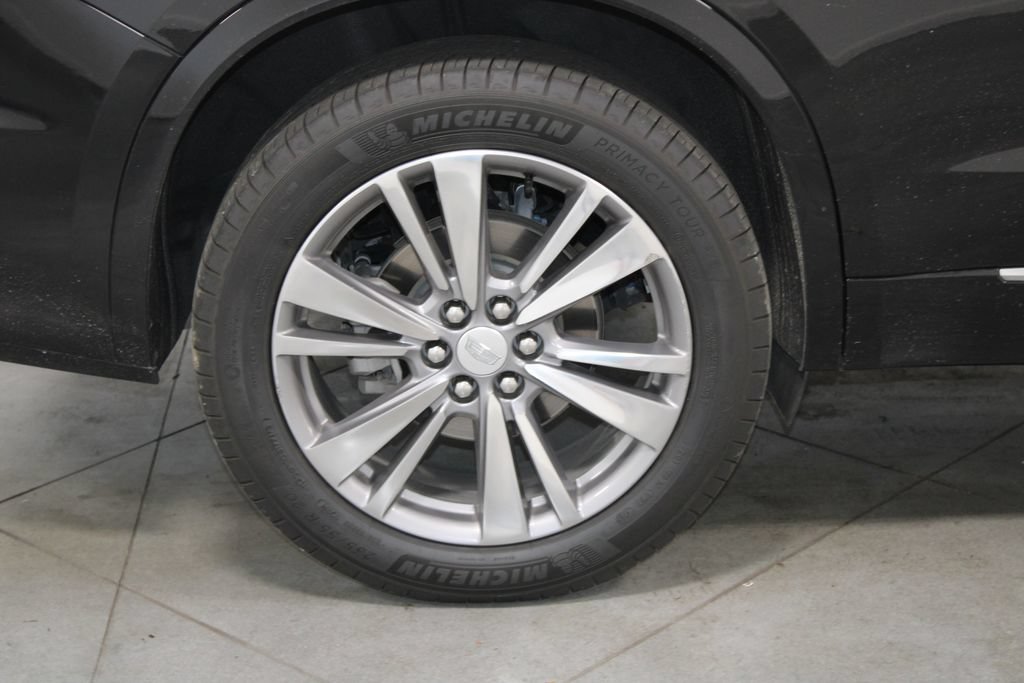 Used 2024 Cadillac XT6 Premium Luxury AWD/4WD image 12