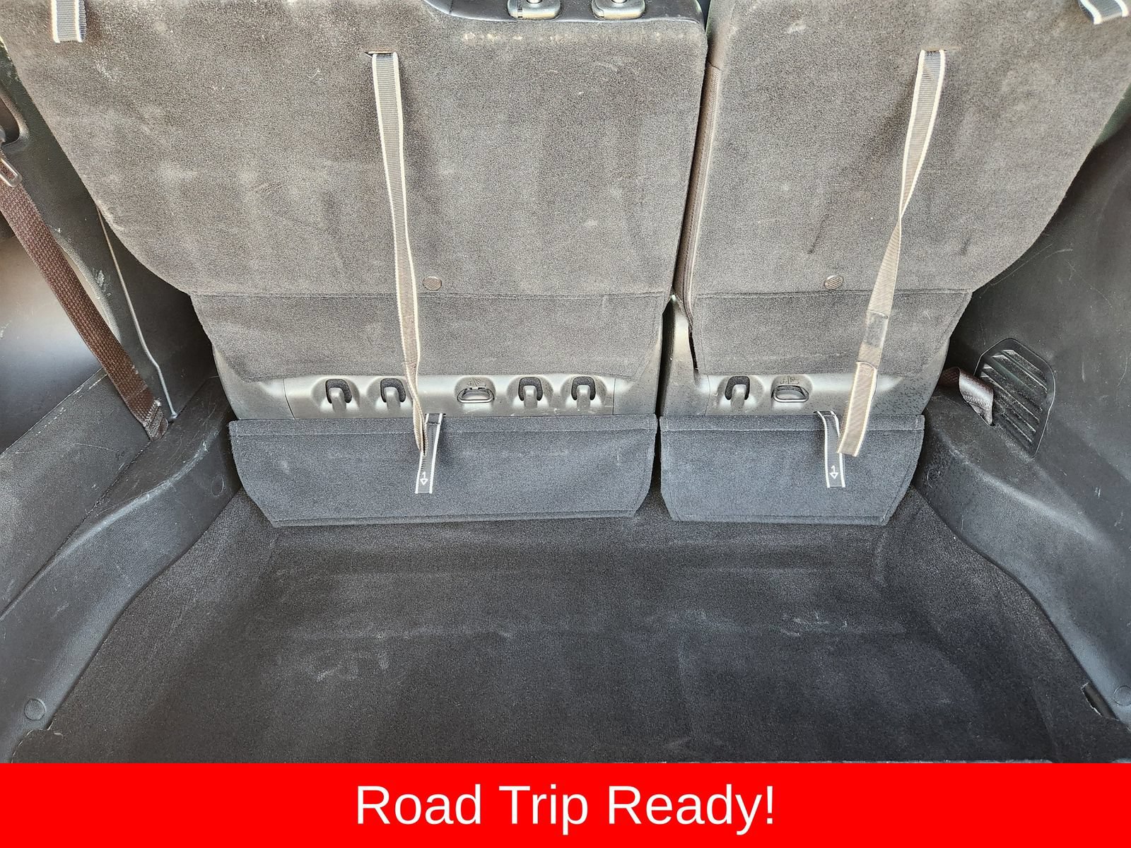 Used 2025 Chrysler Pacifica Select FWD image 42