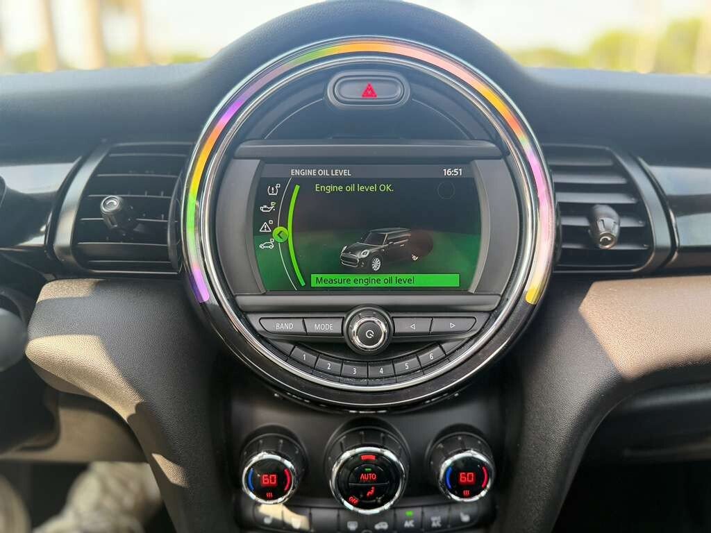 Used 2019 MINI Cooper 2-Door Hardtop FWD image 23